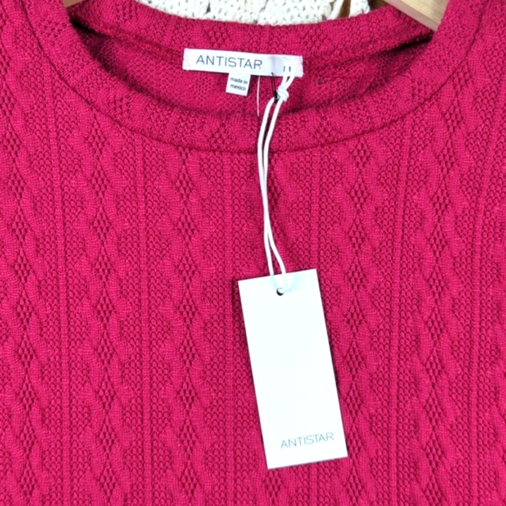 NWT Raspberry Pink Cropped Cable Knit Sweater - Picture 2 of 9